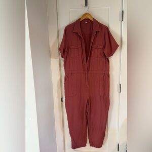 Old Navy Women's Short Sleeve Jumpsuit in Brick Red